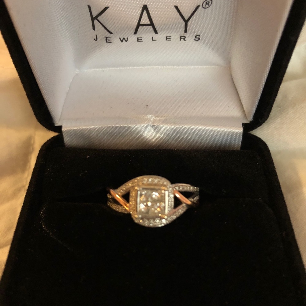 KAY Jewelers 10K Diamond Ring - Picture 3 of 7
